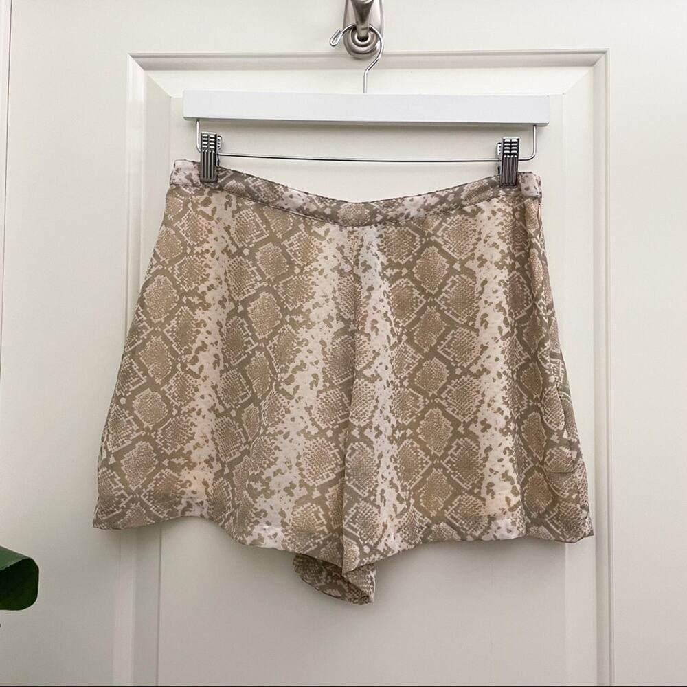 Buffalo David Bitton Snakeskin Shorts Beige NWT